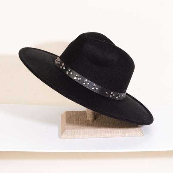 Black Studded Strap Flat Brim Fashion Fedora Hat